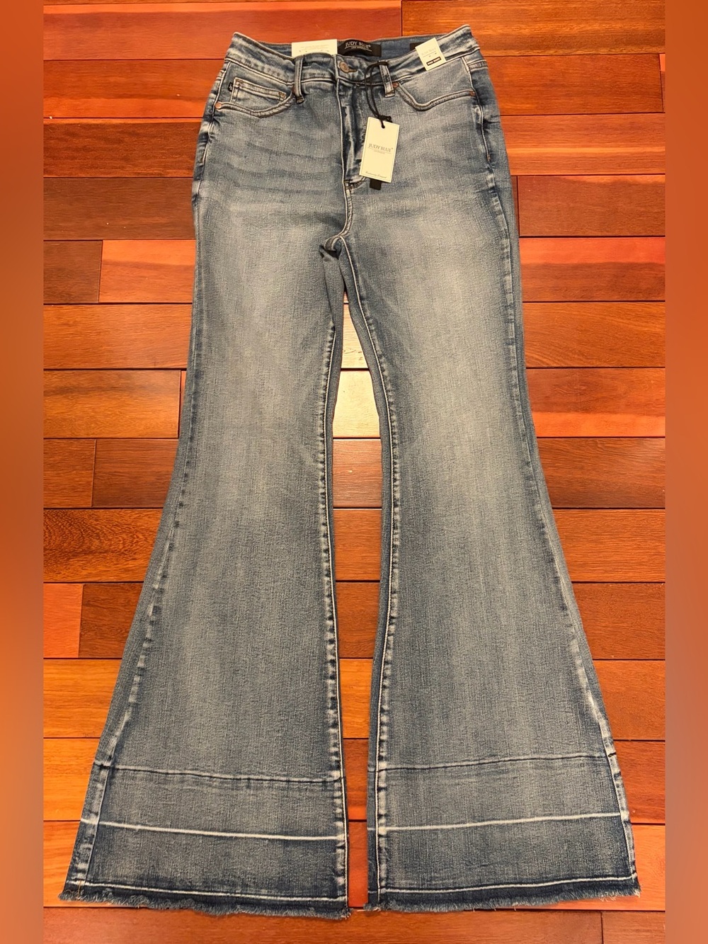NWT Judy Blue High Waist Flares - 9/29